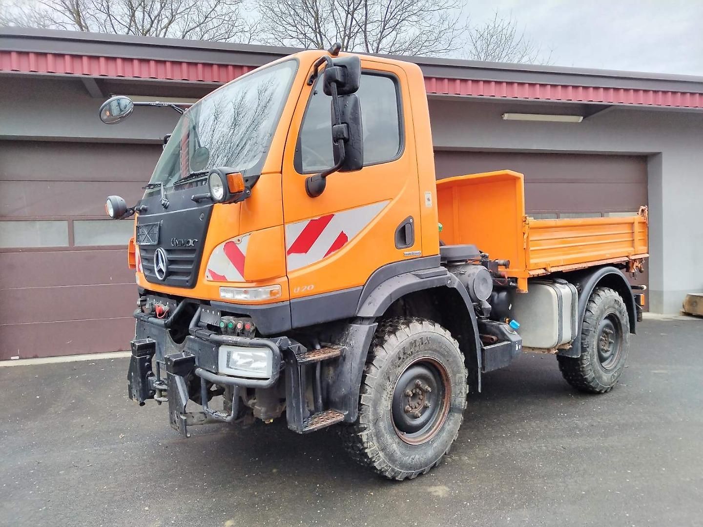 Unimog Mercedes-Benz U20