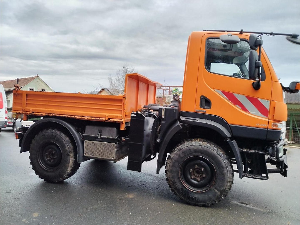 Unimog Mercedes-Benz U20