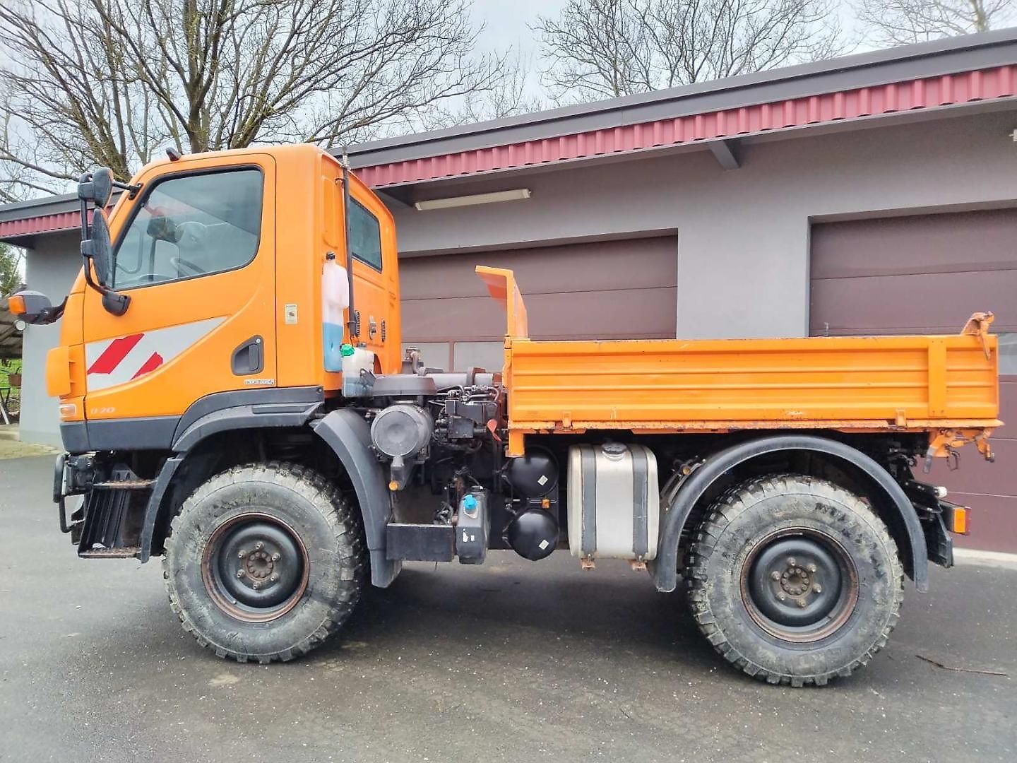 Unimog Mercedes-Benz U20
