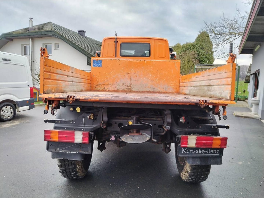 Unimog Mercedes-Benz U20