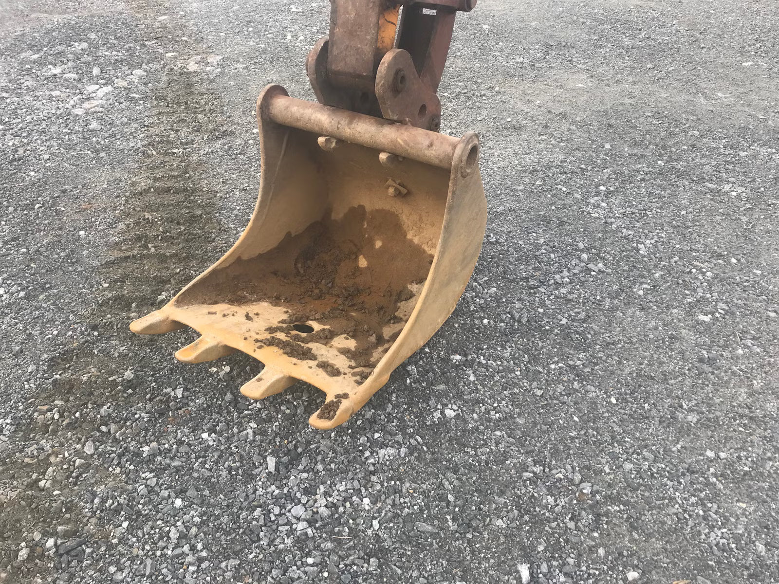 Mini Pelle Hanix H35A