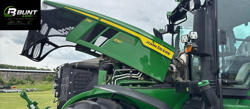 Trattore John Deere 7R 330 2023