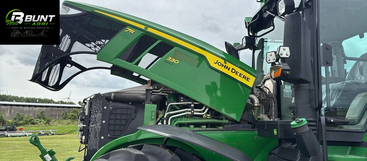 Trattore John Deere 7R 330 2023