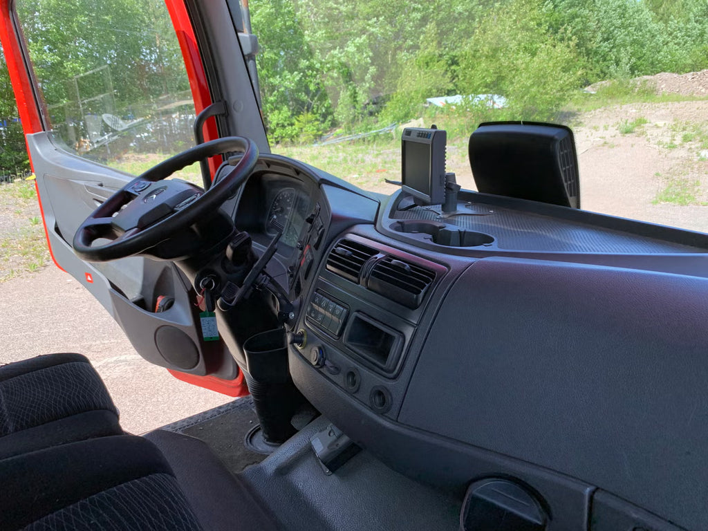 Camion Mercedes-Benz Atego 1224 2017 - Dépanneuse 238 ch
