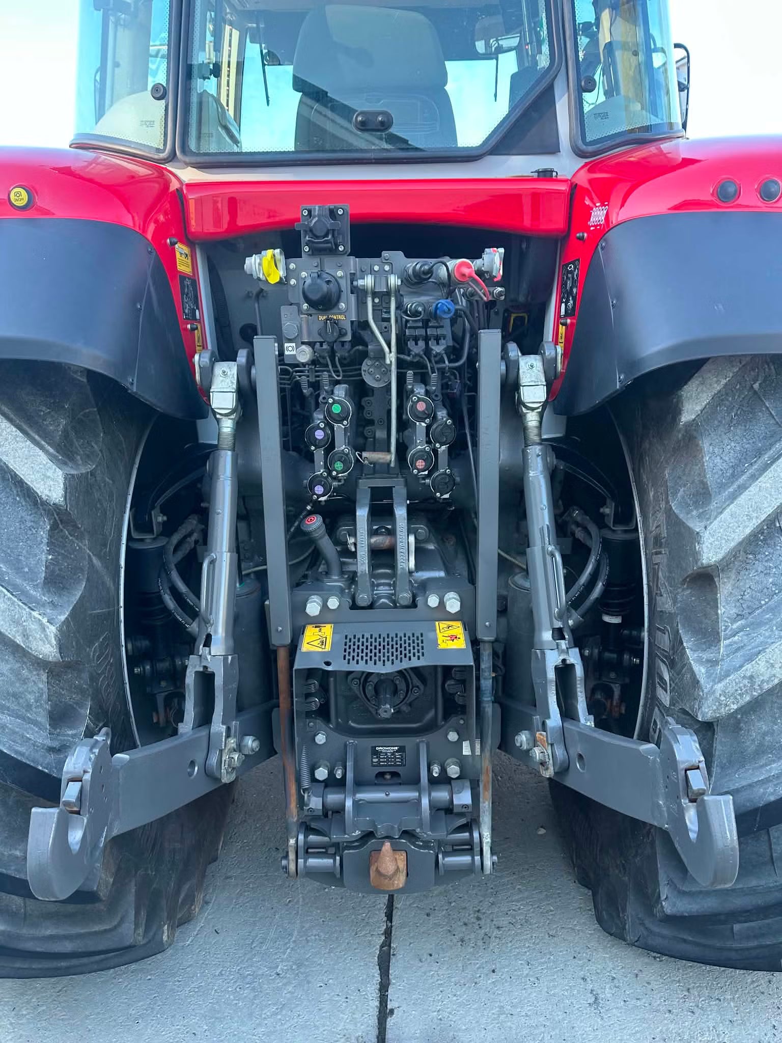 Tracteur Massey Ferguson 7S 210 2024