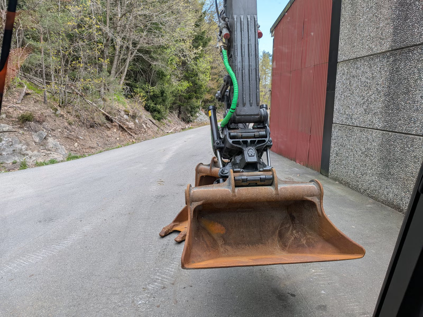 Pelle Volvo EC200E