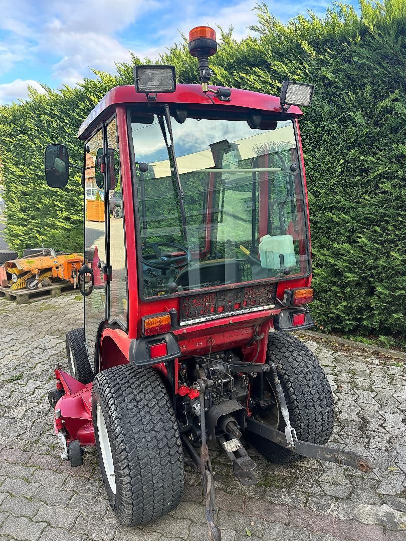 Tracteur Shibaura ST 324 HST