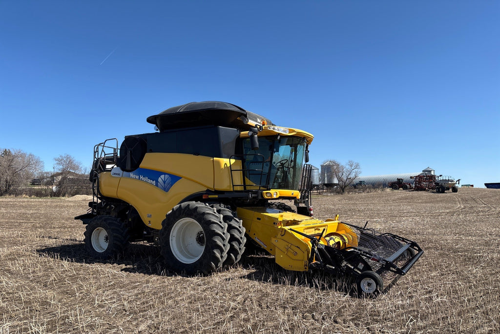 Moissonneuse-batteuse New Holland CR9080 4x4