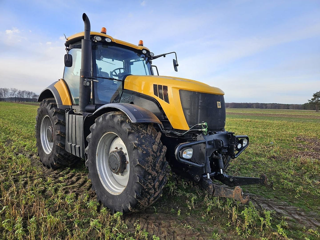 Tracteur JCB Fastrac 8250