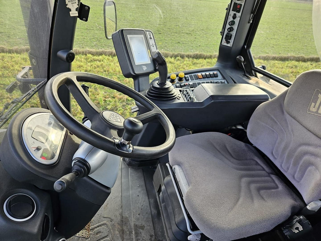 Tracteur JCB Fastrac 8250