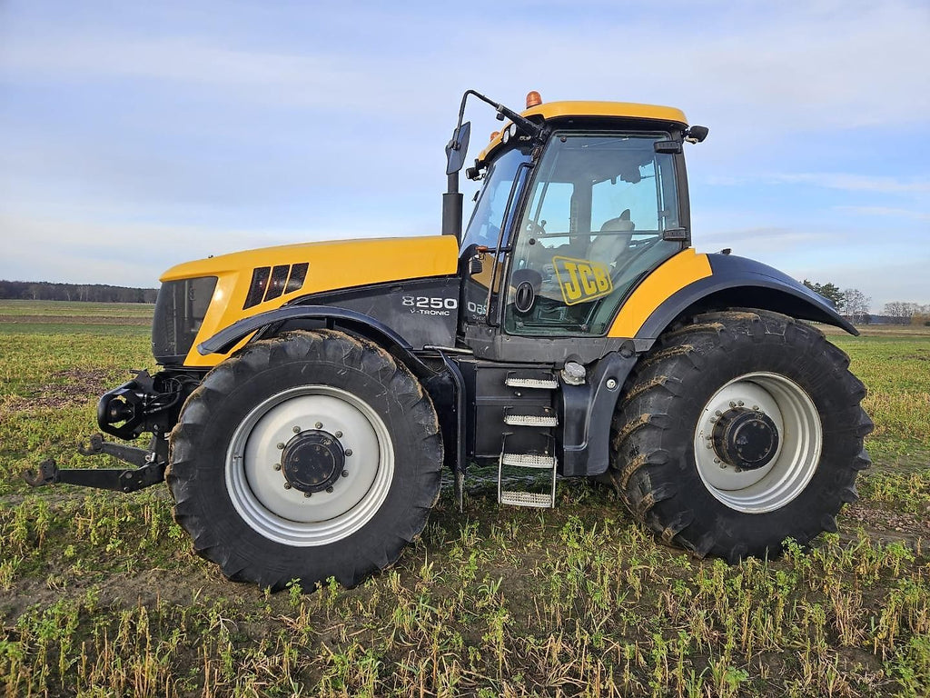 Tracteur JCB Fastrac 8250