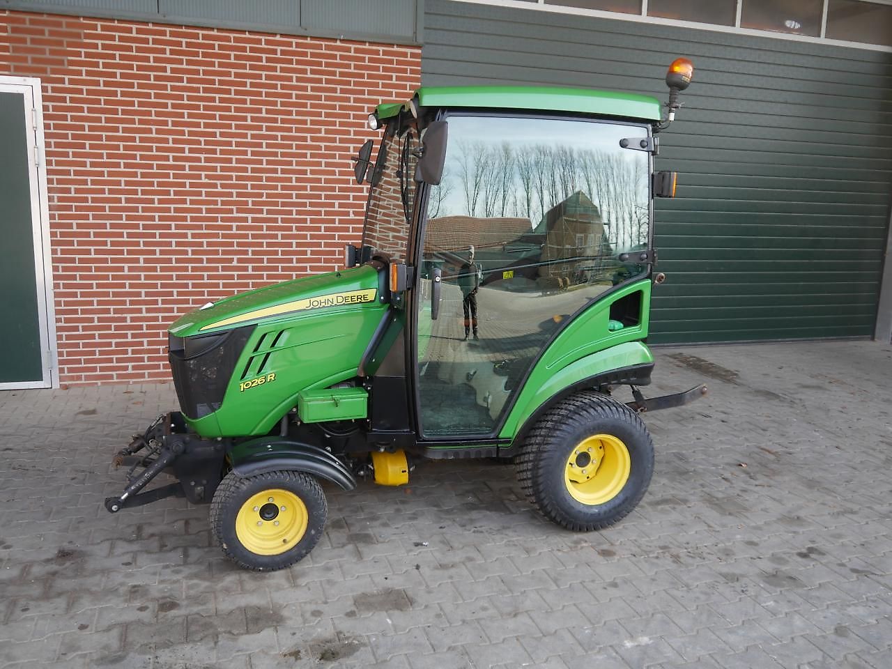 Tracteur John Deere 1026R Hydrostat