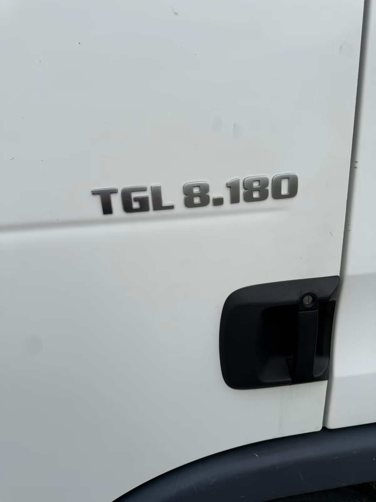 Camion MAN TGL 8