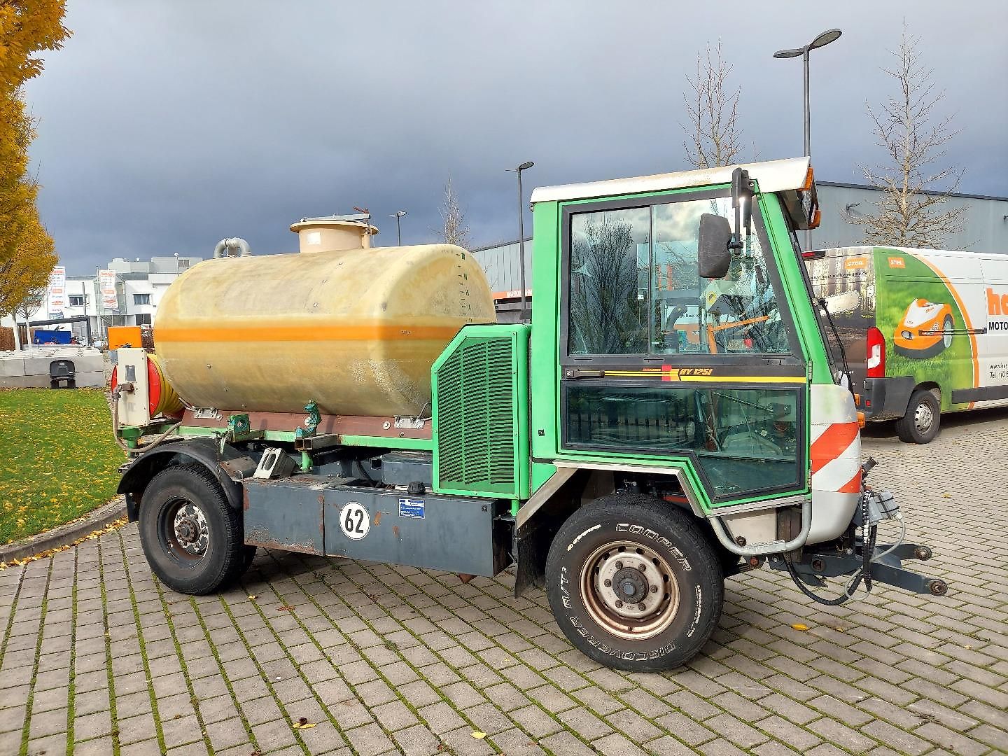 Tracteur Kiefer Boki HY1251