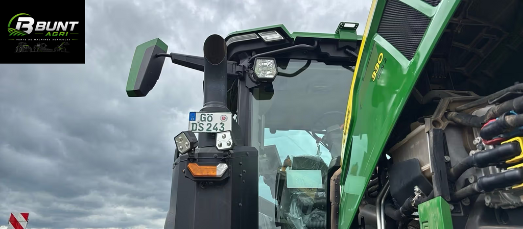 Trattore John Deere 7R 330 2023