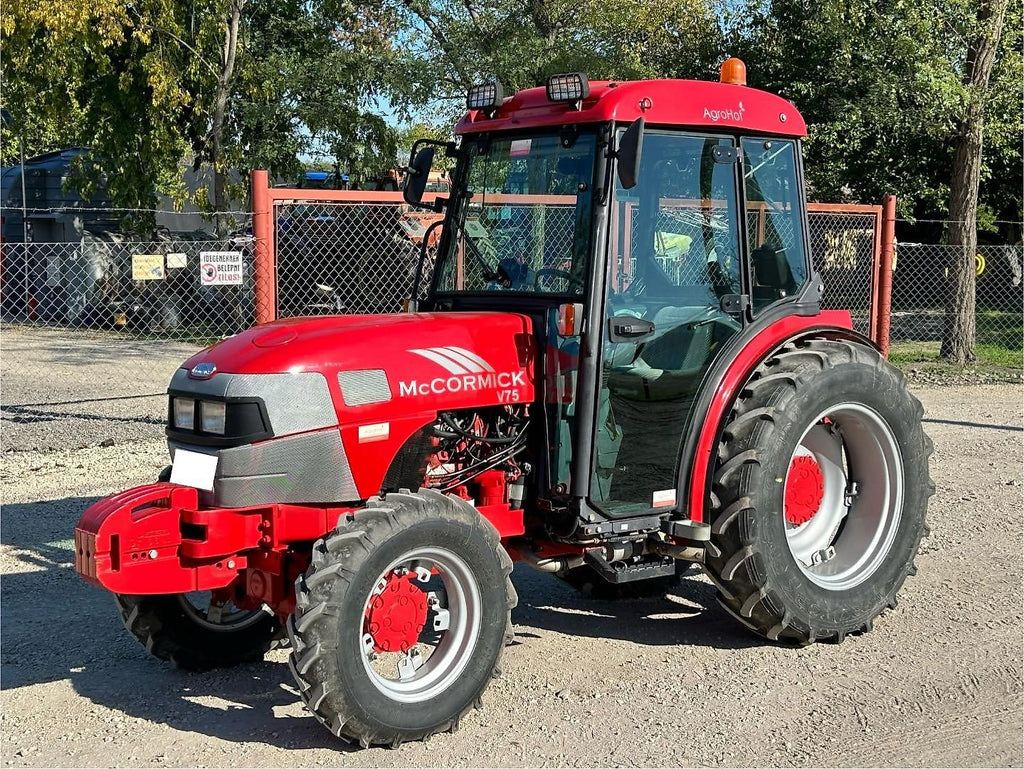 Tracteur McCormick V75