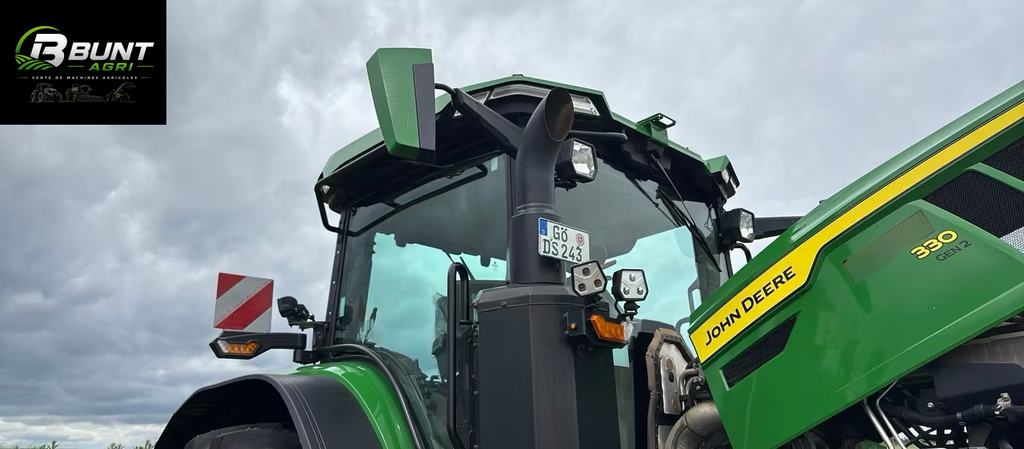 Trattore John Deere 7R 330 2023