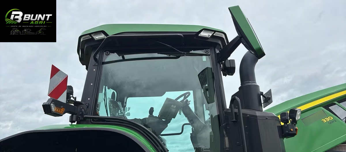 Trattore John Deere 7R 330 2023