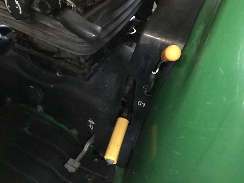 Tracteur John Deere 3320