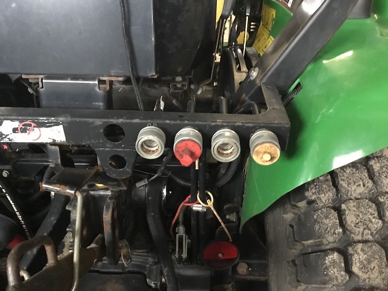 Tracteur John Deere 3320