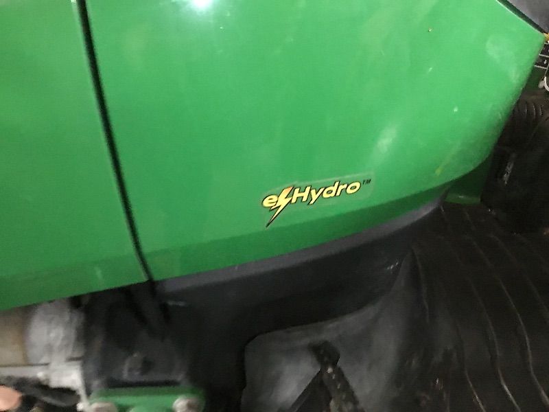 Tracteur John Deere 3320