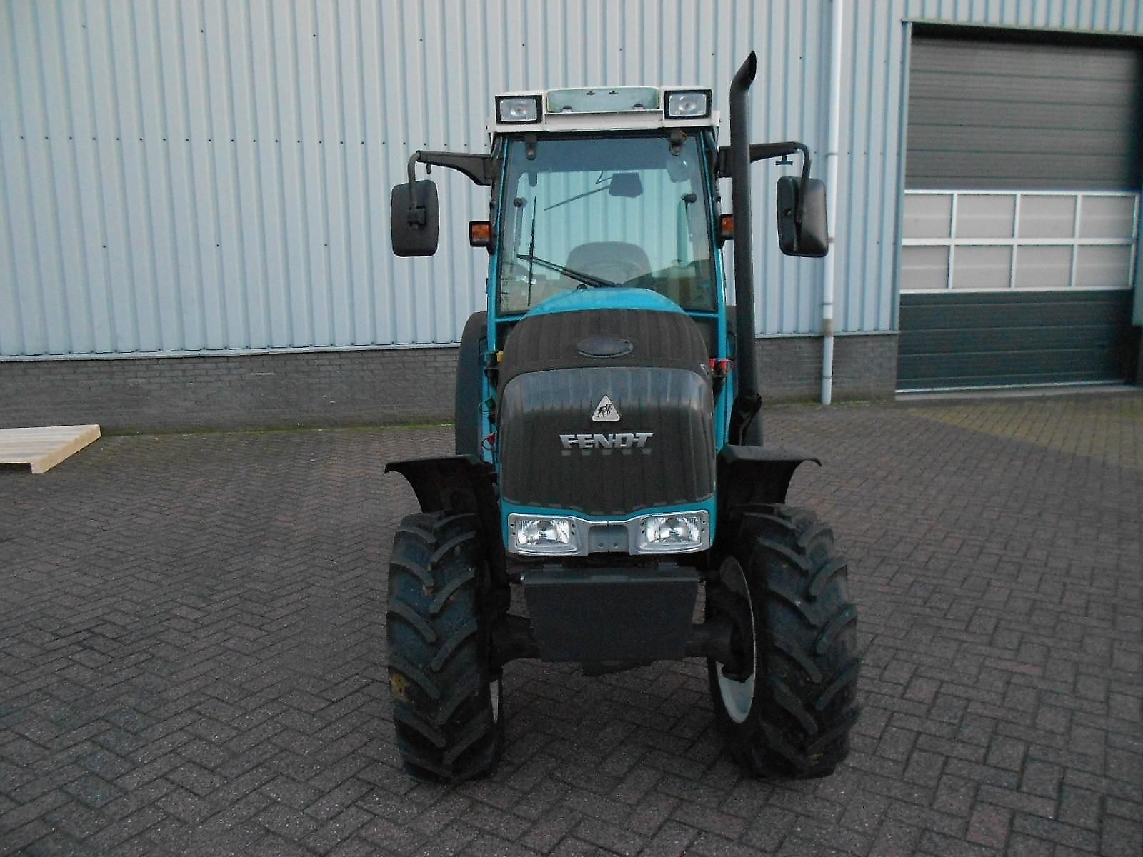 Tracteur Fendt 208F
