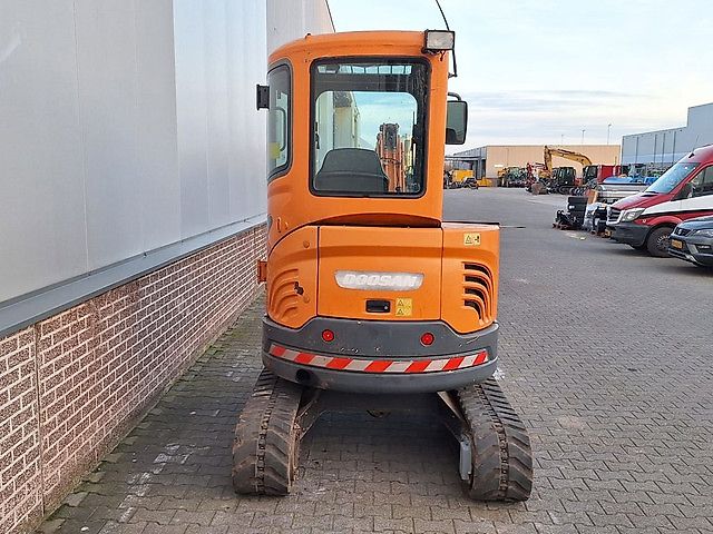 Mini Pelle Doosan DX30Z