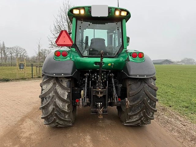 Tracteur Valtra C110 avec chargeur frontal