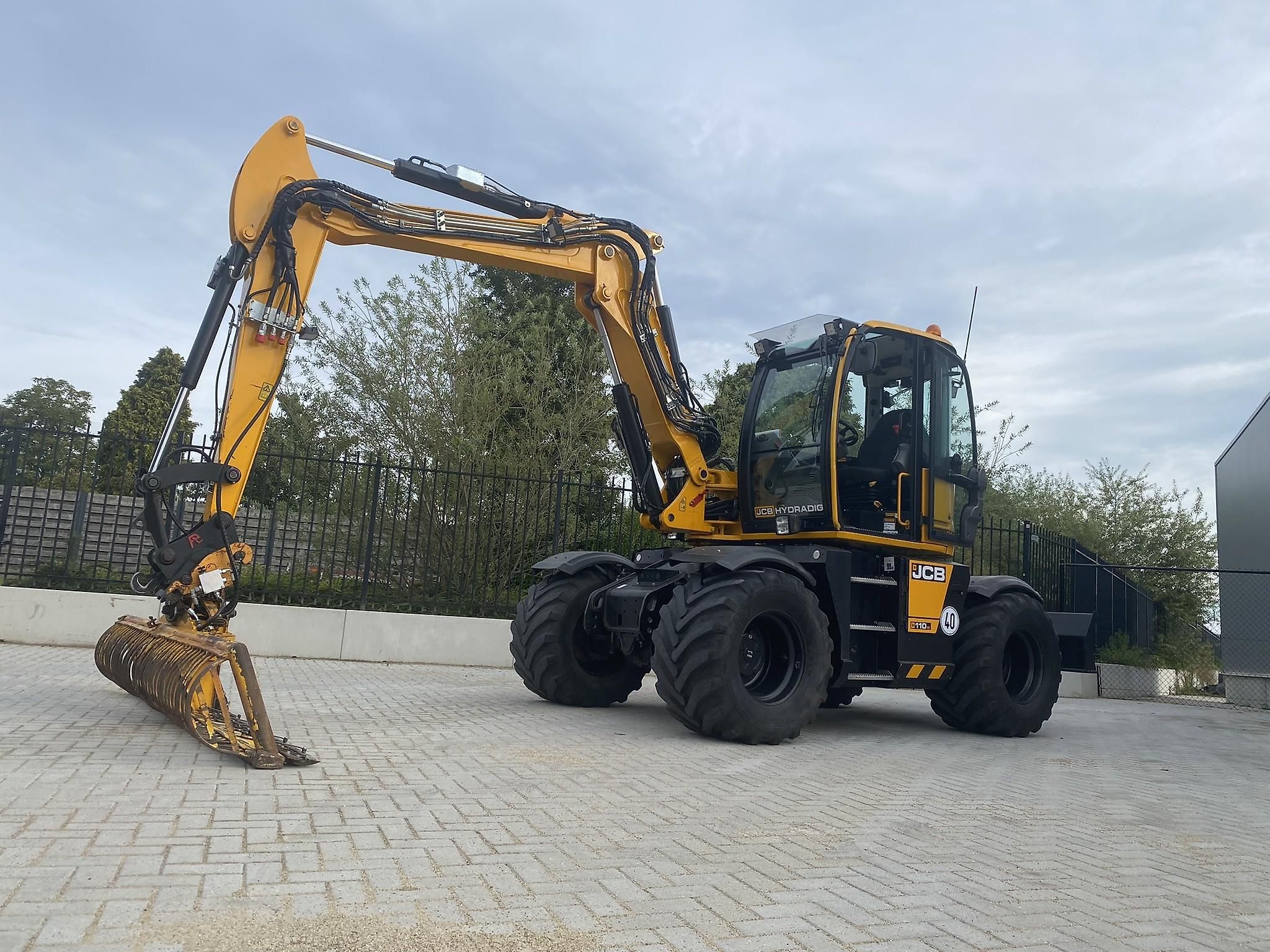 Pelle JCB Hydradig 110W