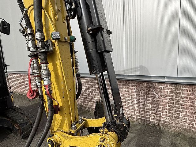 Mini Pelle Yanmar VIO33 + Steelwrist X04 3,5T 2014