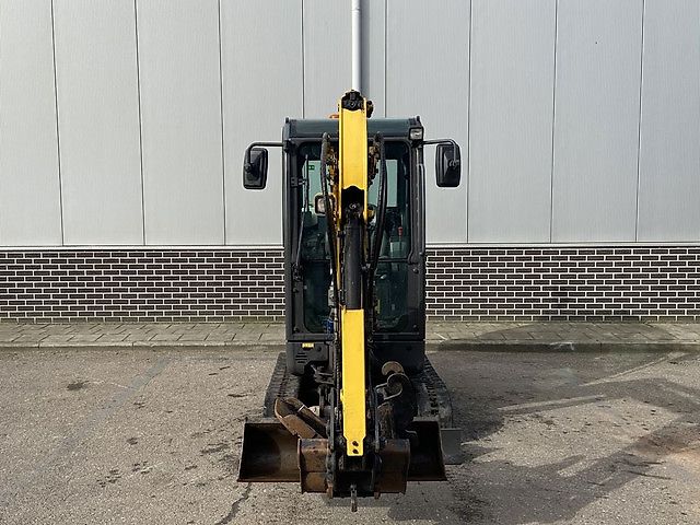 Mini Pelle New Holland E19C