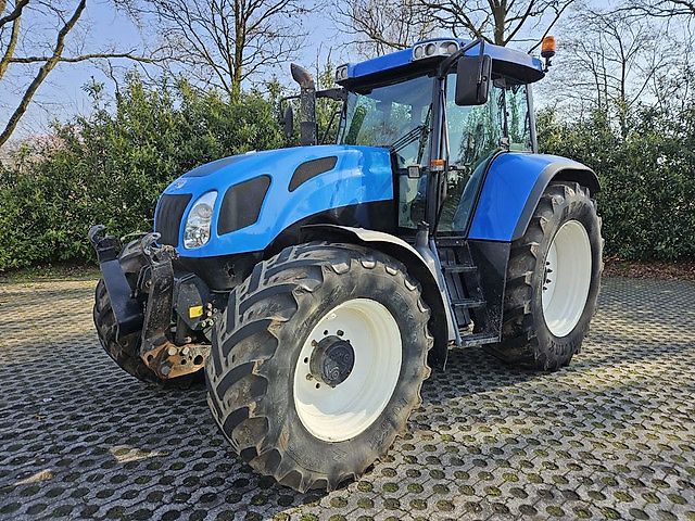 Tracteur New Holland TVT 155