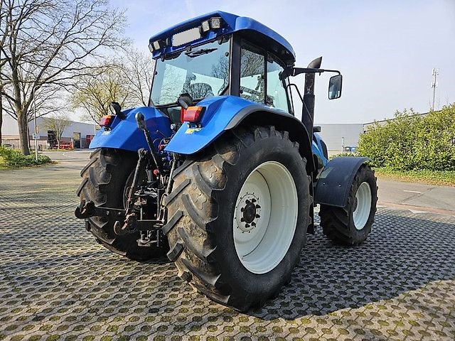 Tracteur New Holland TVT 155