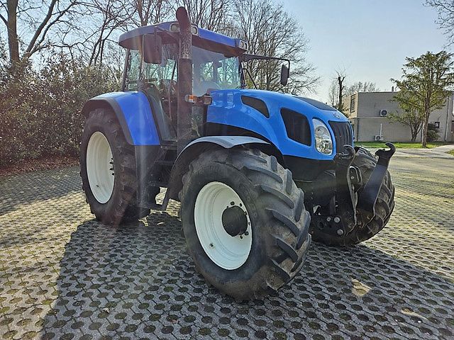 Tracteur New Holland TVT 155