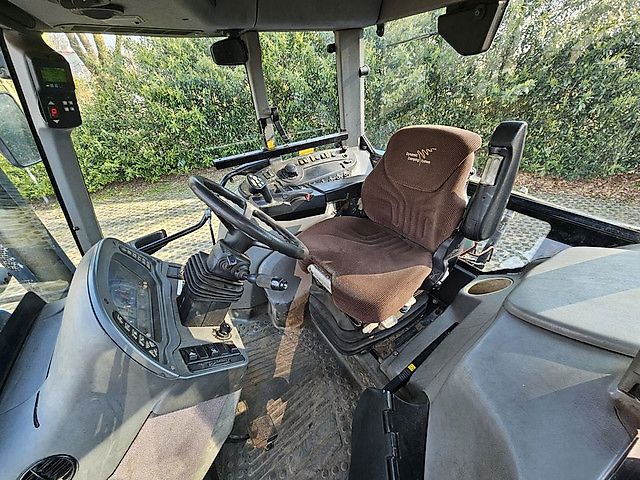 Tracteur New Holland TVT 155