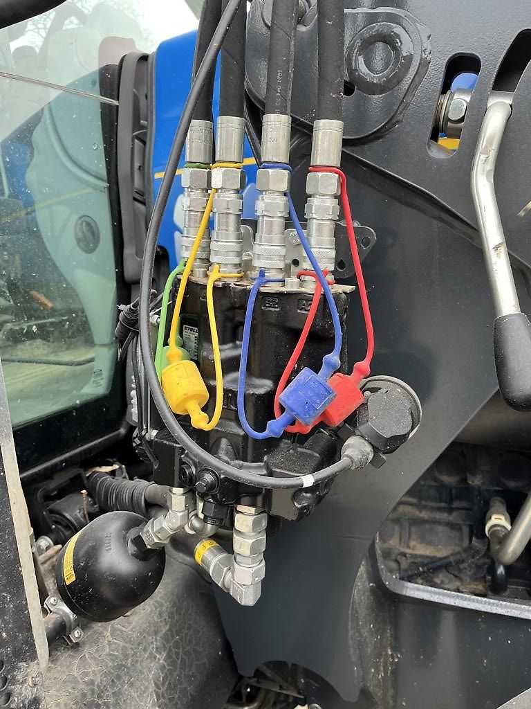 Tracteur New Holland T7040
