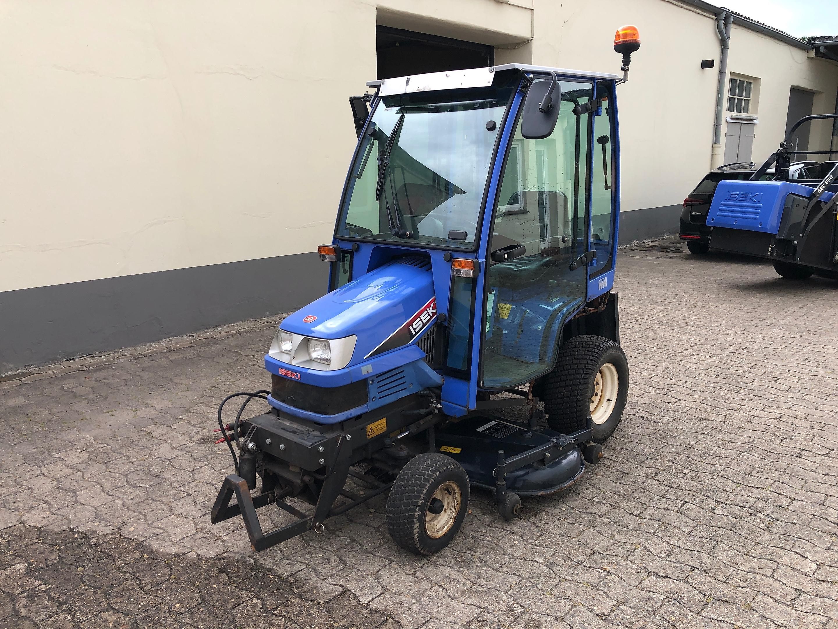 Tracteur Iseki SXG 19 + Tondeuse/Broyeur ventral