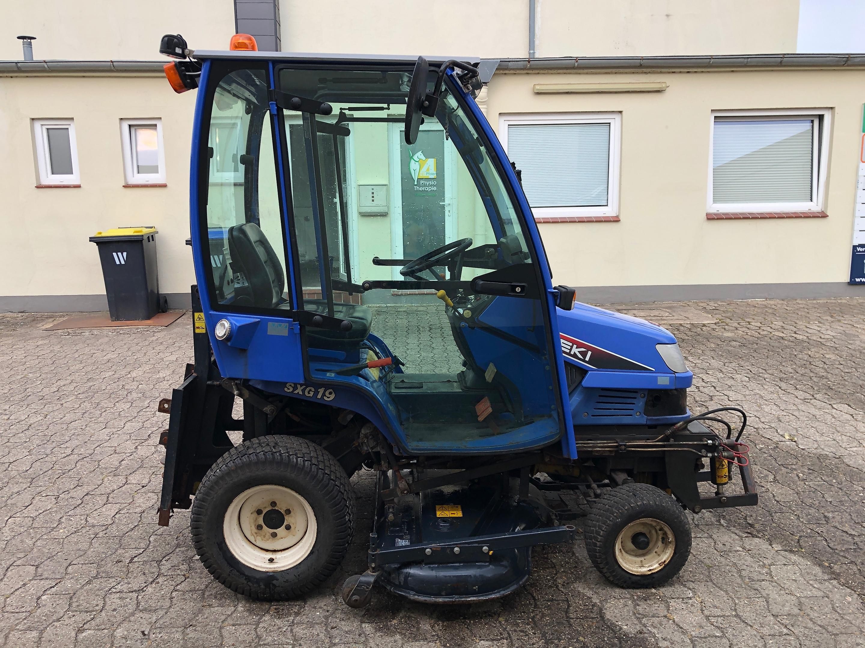 Tracteur Iseki SXG 19 + Tondeuse/Broyeur ventral