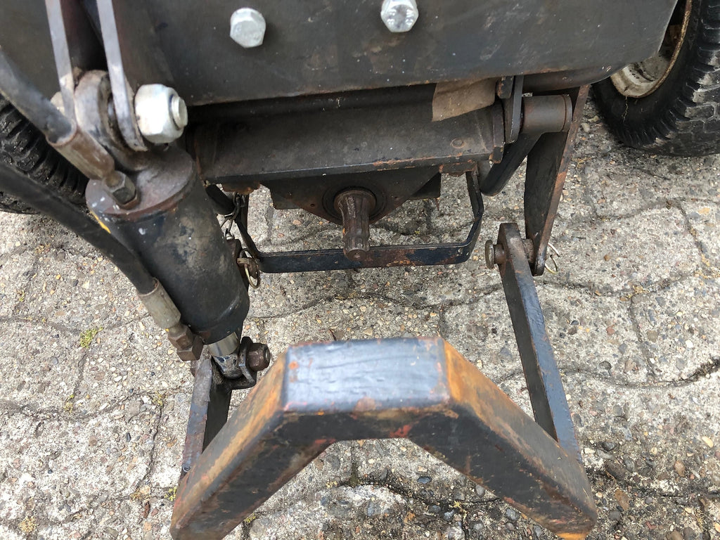 Tracteur Iseki SXG 19 + Tondeuse/Broyeur ventral