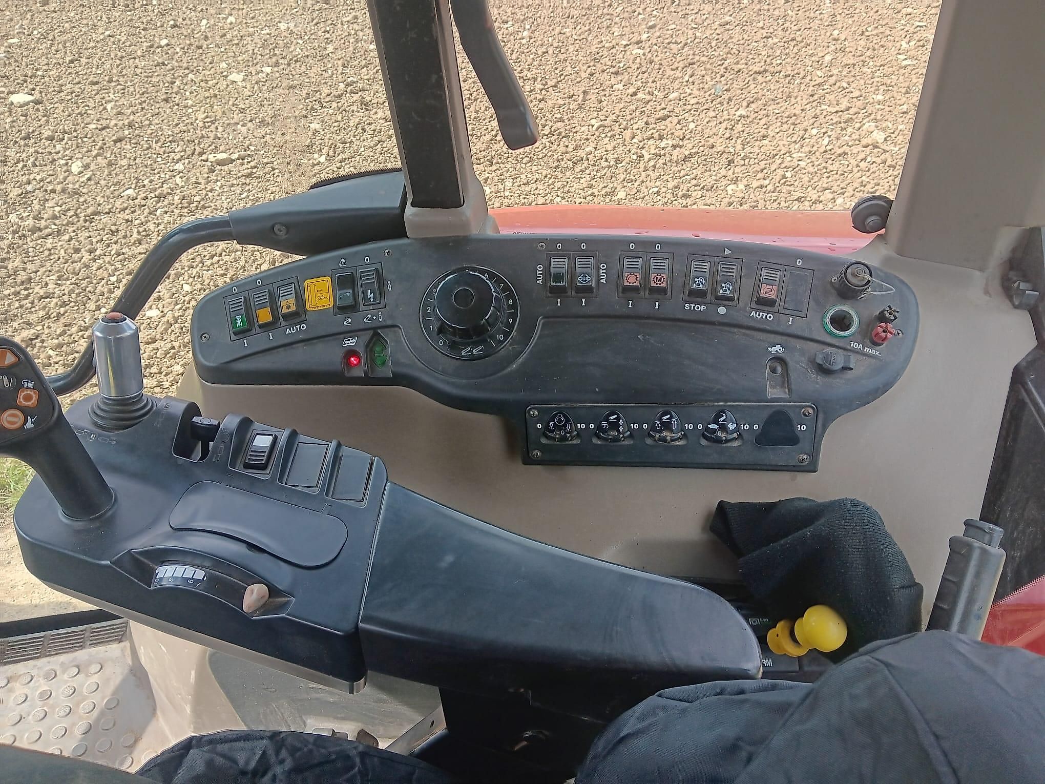 Tracteur Case IH CVX 150