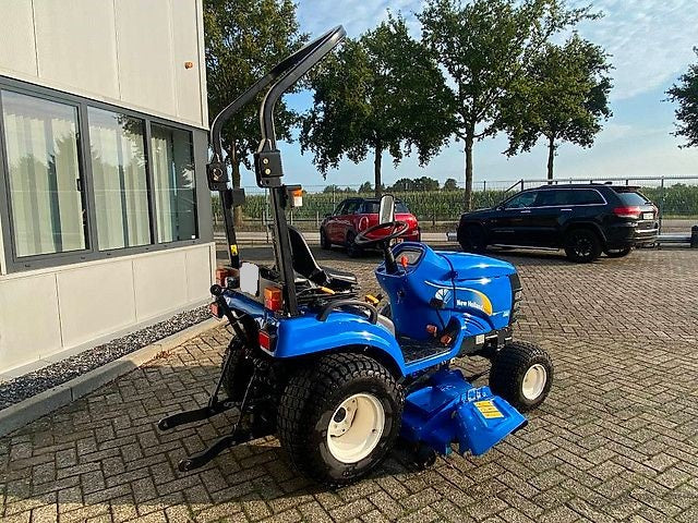 Tracteur New Holland TZ 24 D