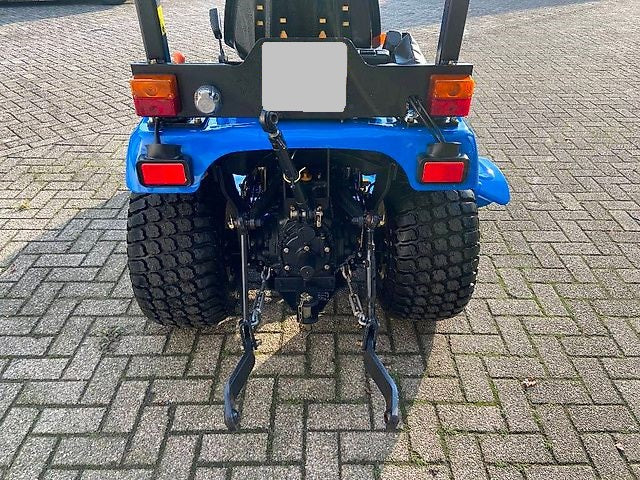 Tracteur New Holland TZ 24 D