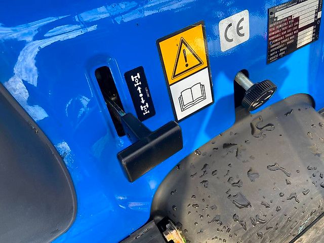 Tracteur New Holland TZ 24 D