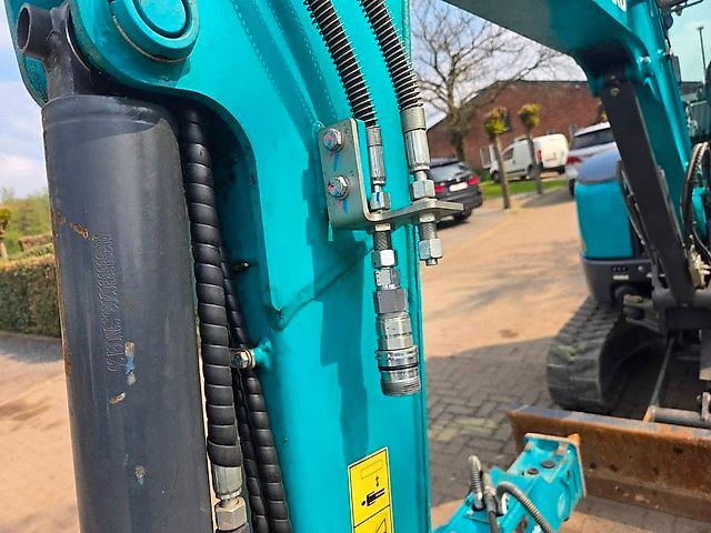 Mini Pelle Sunward SWE35UF