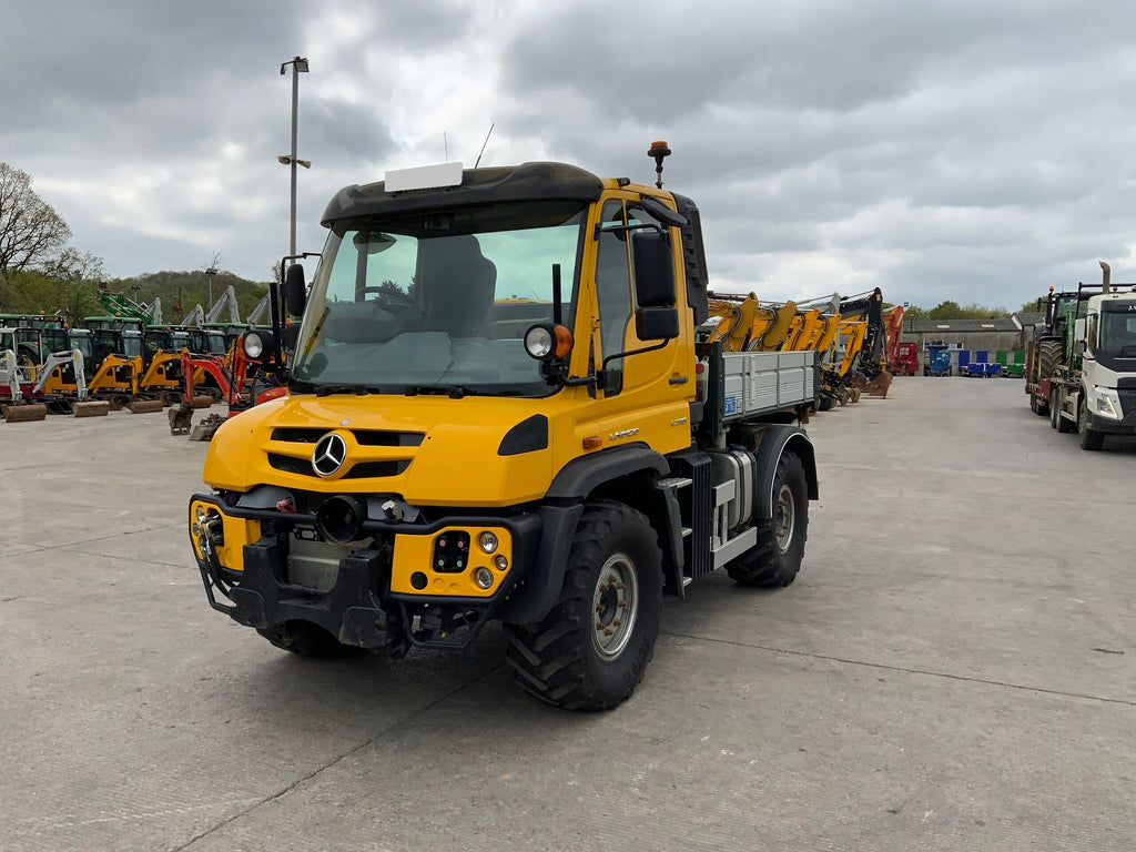 Unimog Mercedes-Benz U318