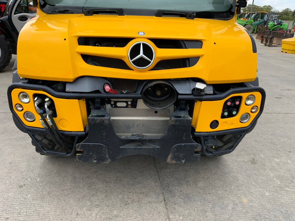 Unimog Mercedes-Benz U318