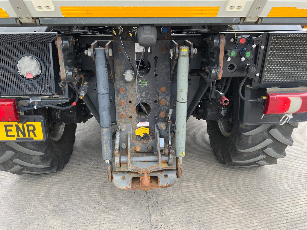 Unimog Mercedes-Benz U318