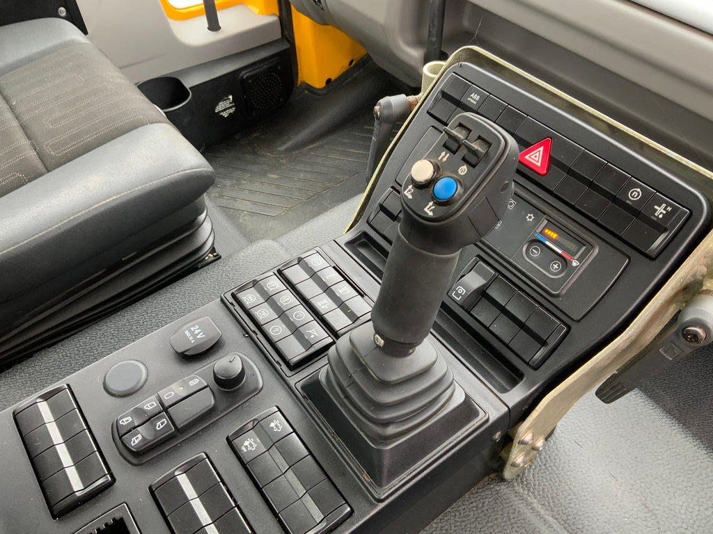 Unimog Mercedes-Benz U318