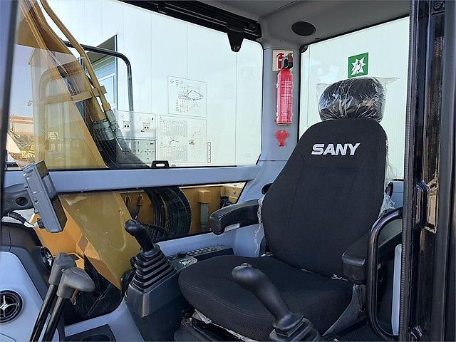 Pelle Sany SY75C