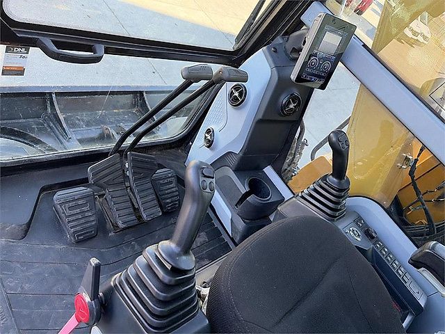 Pelle Sany SY75C